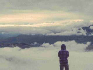 锻炼多久适合爬山跑步呢(哪个对身体锻炼效果更强一些)