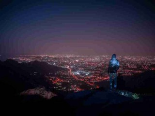 凌晨跑步几点合适锻炼(晨练最佳时间是几点)