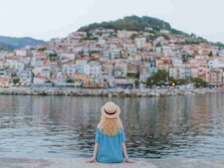 跑步锻炼胸肌方法(怎样锻炼胸肌)